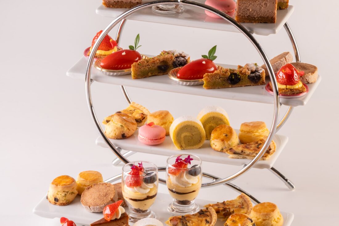 ストロベリーとピスタチオの冬季限定アフタヌーンティーのお知らせ